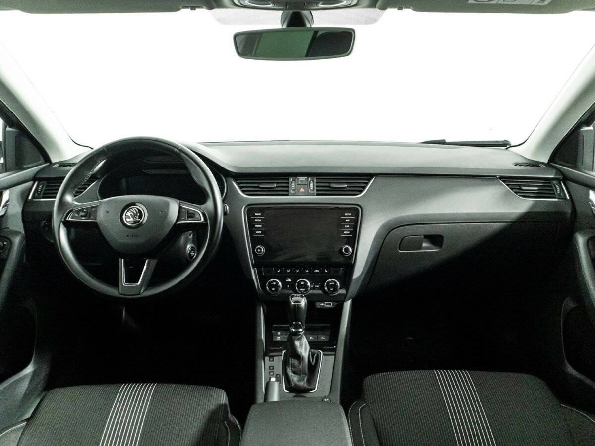 Б/У Шкода Октавия 2020 года. Фото: #12