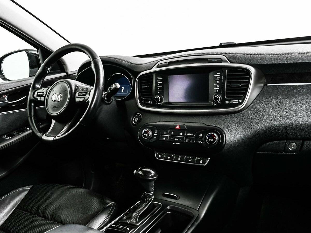 Б/У Киа Соренто 2017 года. Фото: #8