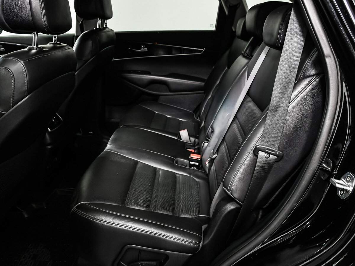 Б/У Киа Соренто 2017 года. Фото: #11