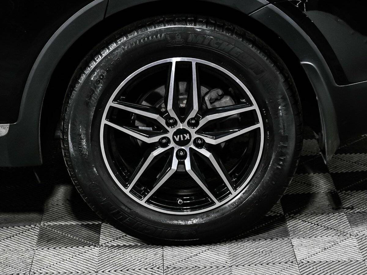 Б/У Киа Соренто 2017 года. Фото: #13