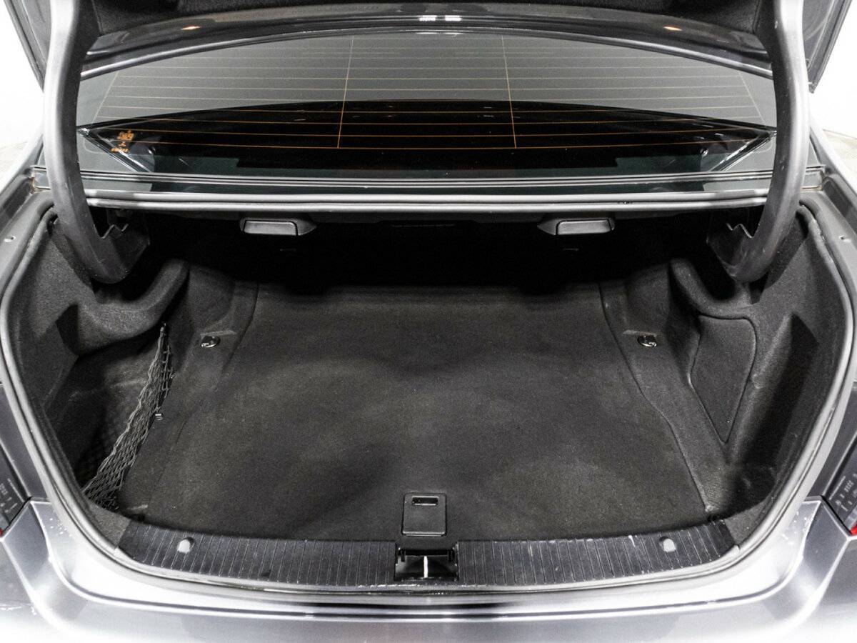 Б/У Мерседес-Бенц Е-Класс 2015 года. Фото: #15