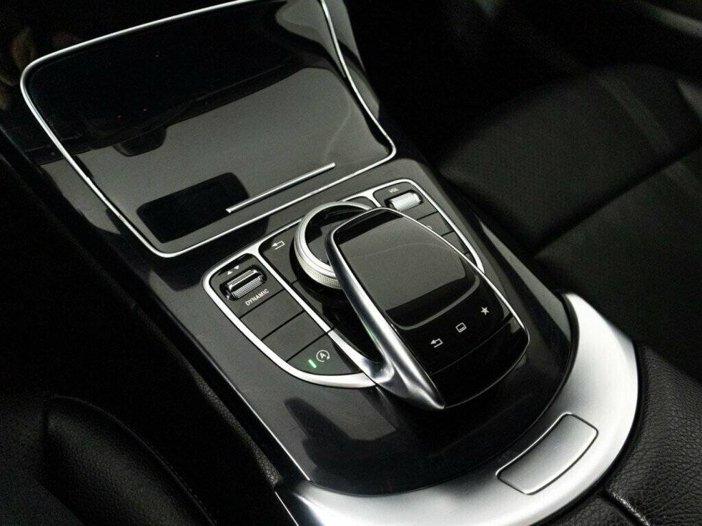 Б/У Мерседес-Бенц Ц-Класс 2015 года. Фото: #14