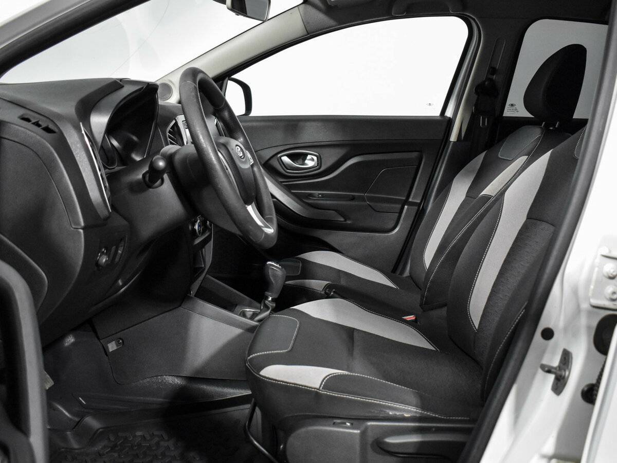 Б/У Лада (ВАЗ) ИКСРЭЙ 2016 года. Фото: #9