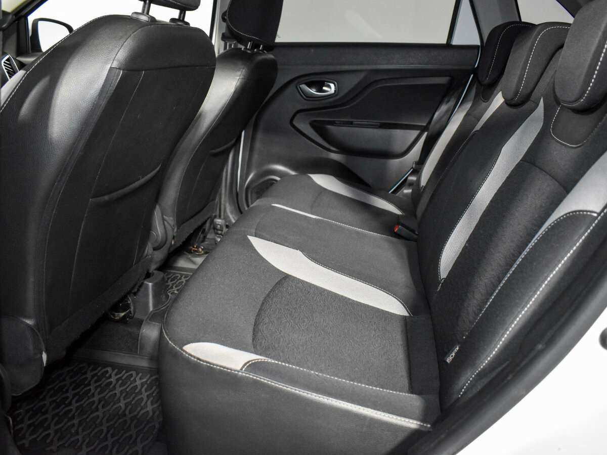 Б/У Лада (ВАЗ) ИКСРЭЙ 2016 года. Фото: #10