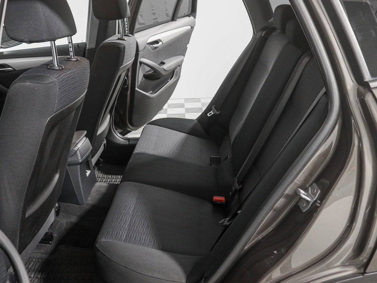 Б/У БМВ Икс1 2014 года. Фото: #8