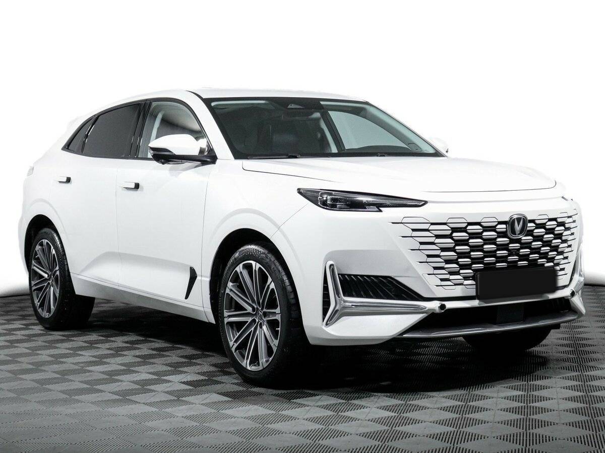 Б/У Чанган УНИ-К 2023 года. Фото: #2