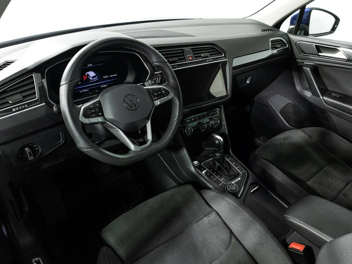 Б/У Фольксваген Тигуан 2018 года. Фото: #10