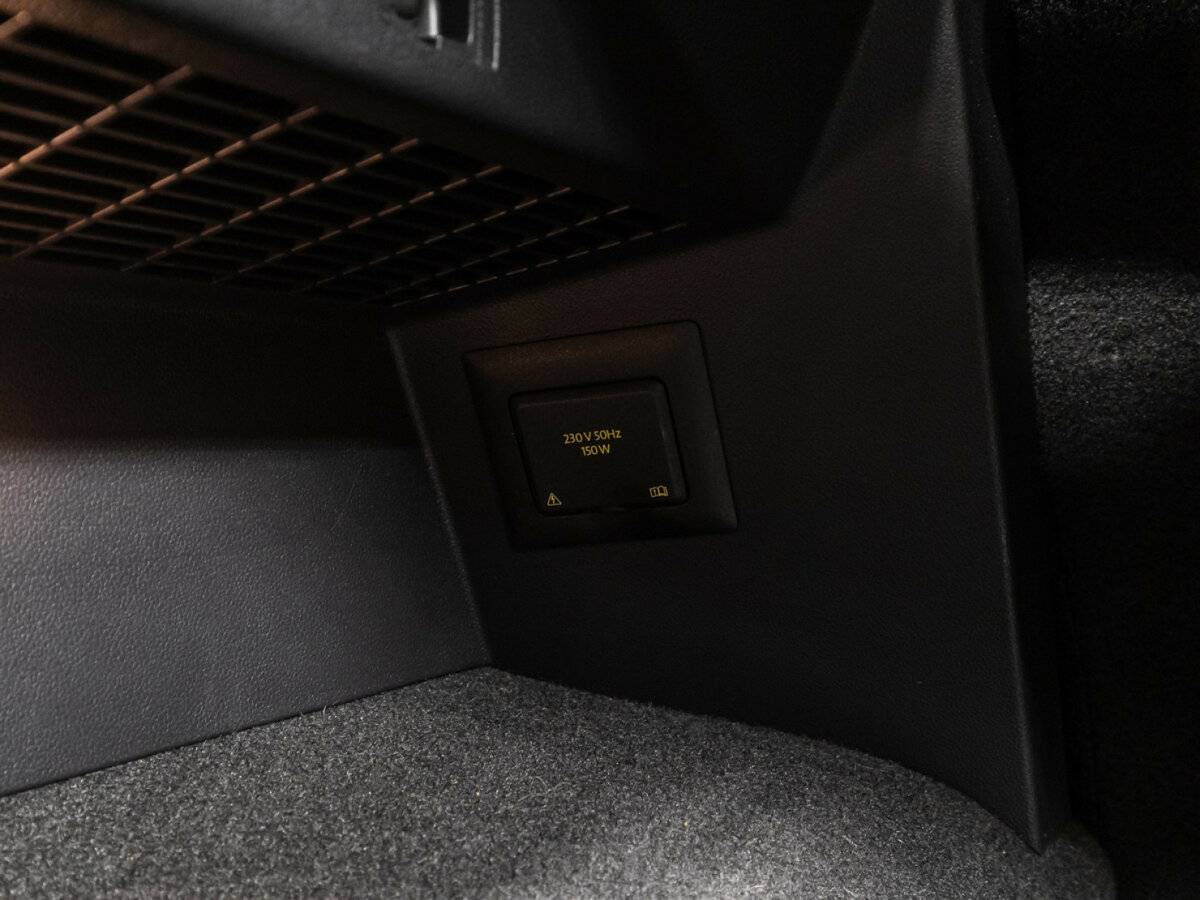 Б/У Фольксваген Тигуан 2018 года. Фото: #16