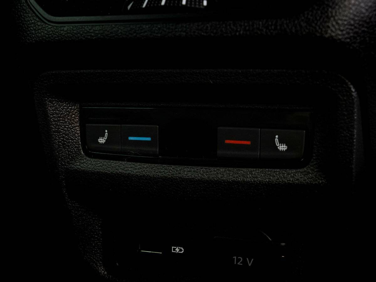 Б/У Фольксваген Тигуан 2018 года. Фото: #17