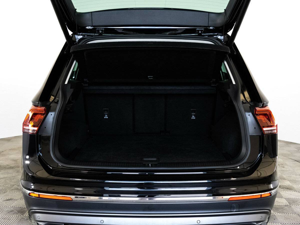 Б/У Фольксваген Тигуан 2018 года. Фото: #18