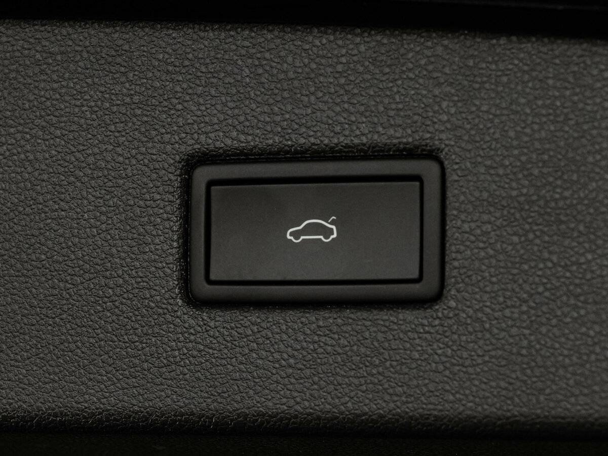 Б/У Фольксваген Тигуан 2018 года. Фото: #19