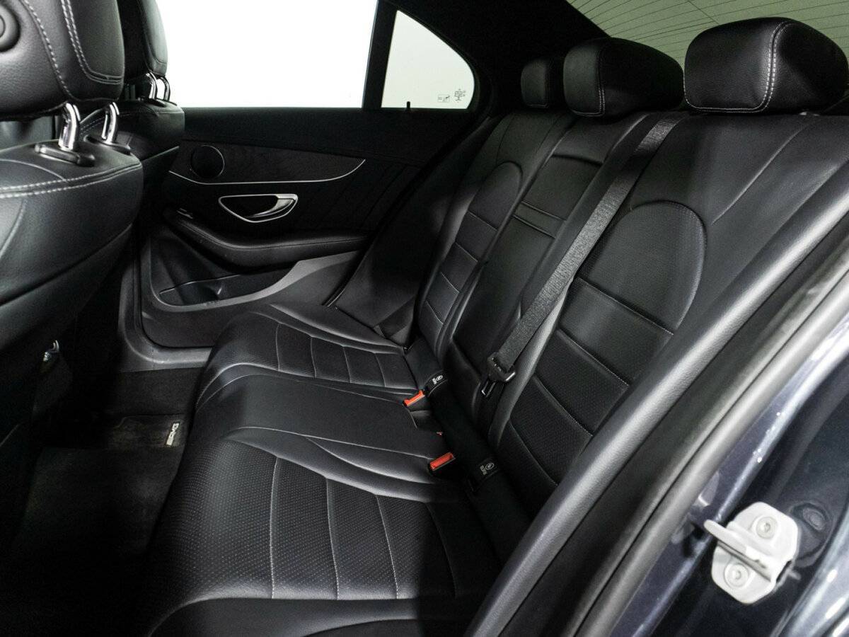 Б/У Мерседес-Бенц Ц-Класс 2015 года. Фото: #9