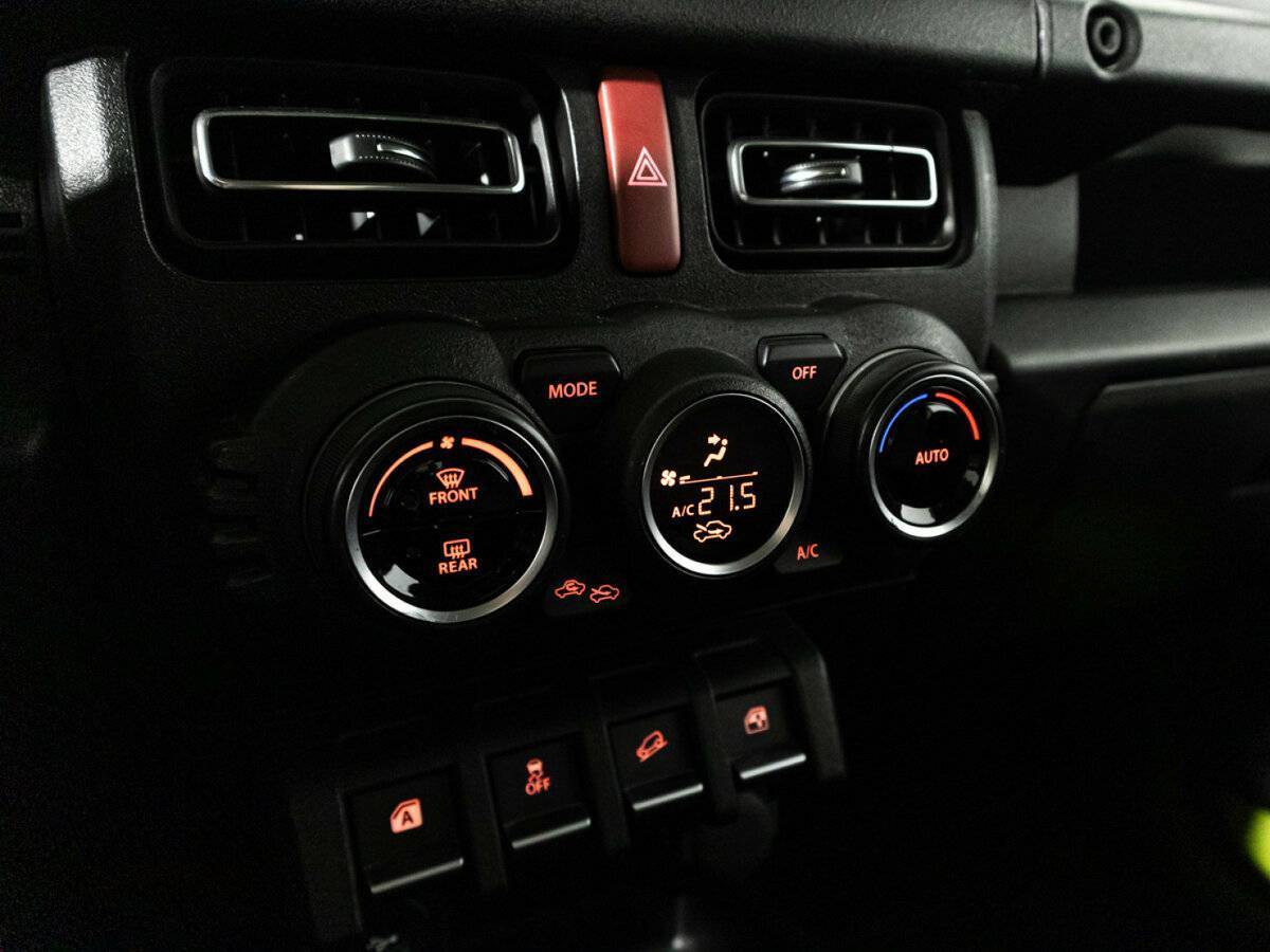 Б/У Сузуки Джимни 2019 года. Фото: #15