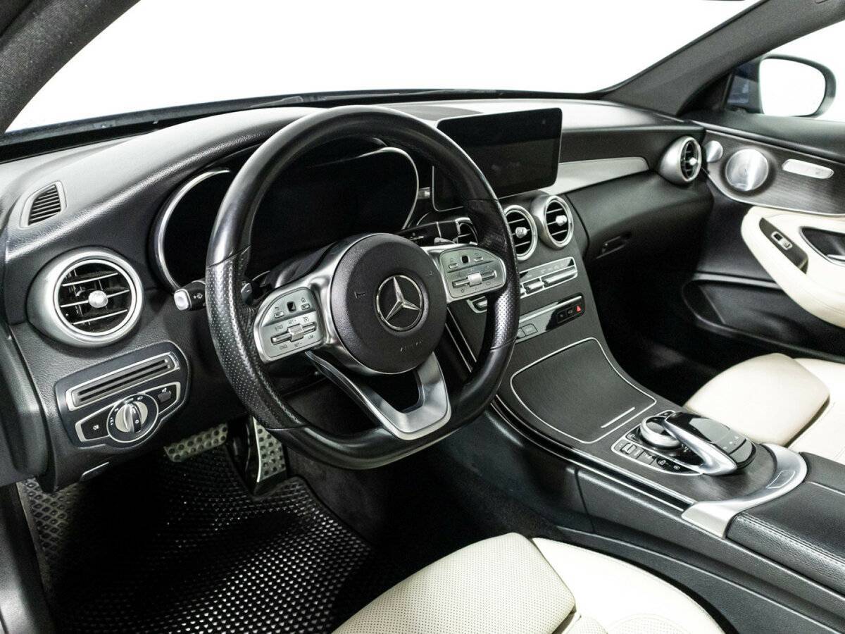 Б/У Мерседес-Бенц Ц-Класс 2018 года. Фото: #10