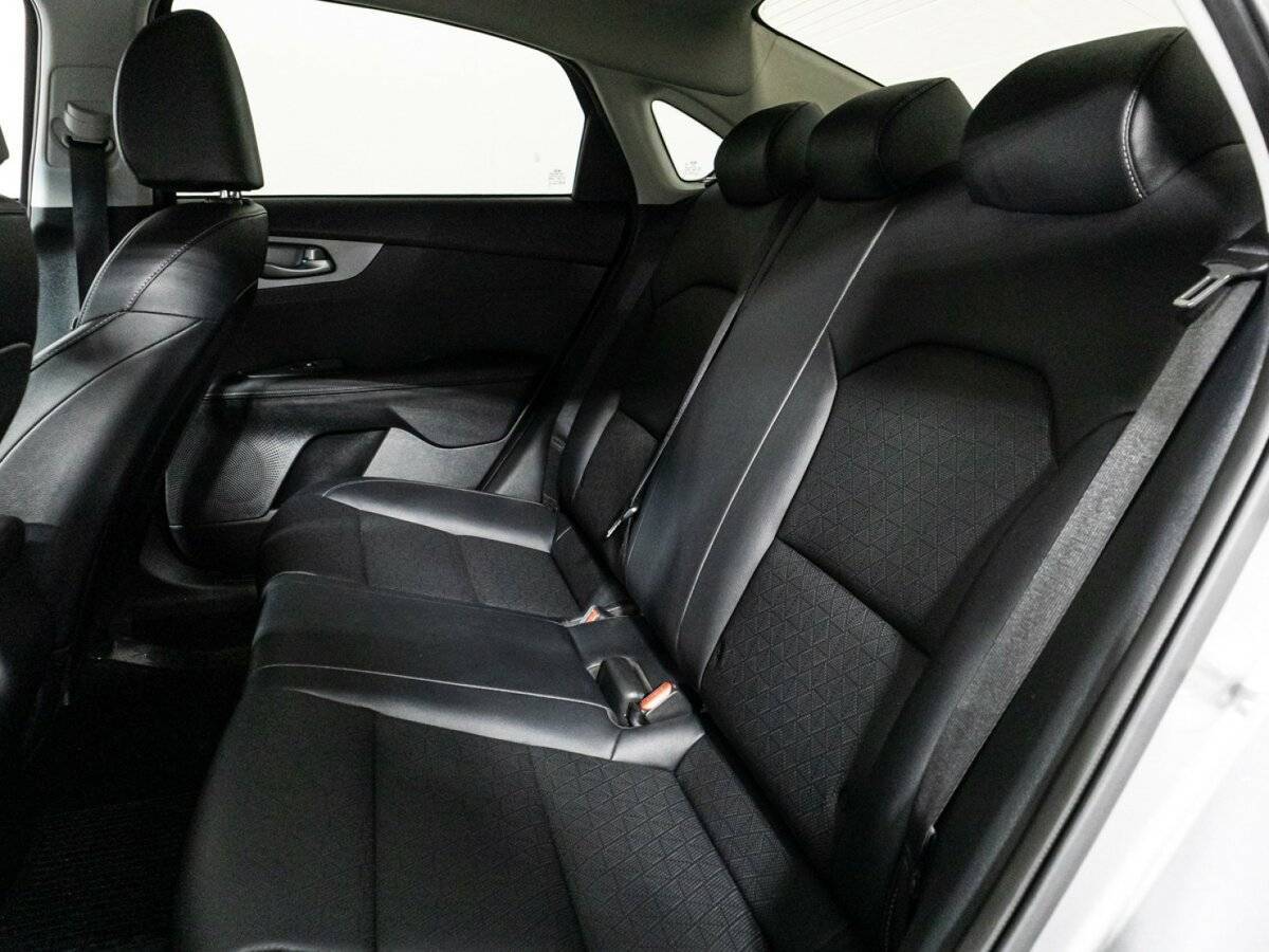 Б/У Киа К3 2020 года. Фото: #9