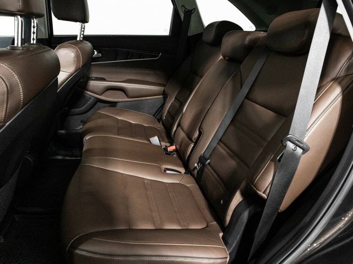 Б/У Киа Соренто 2018 года. Фото: #9