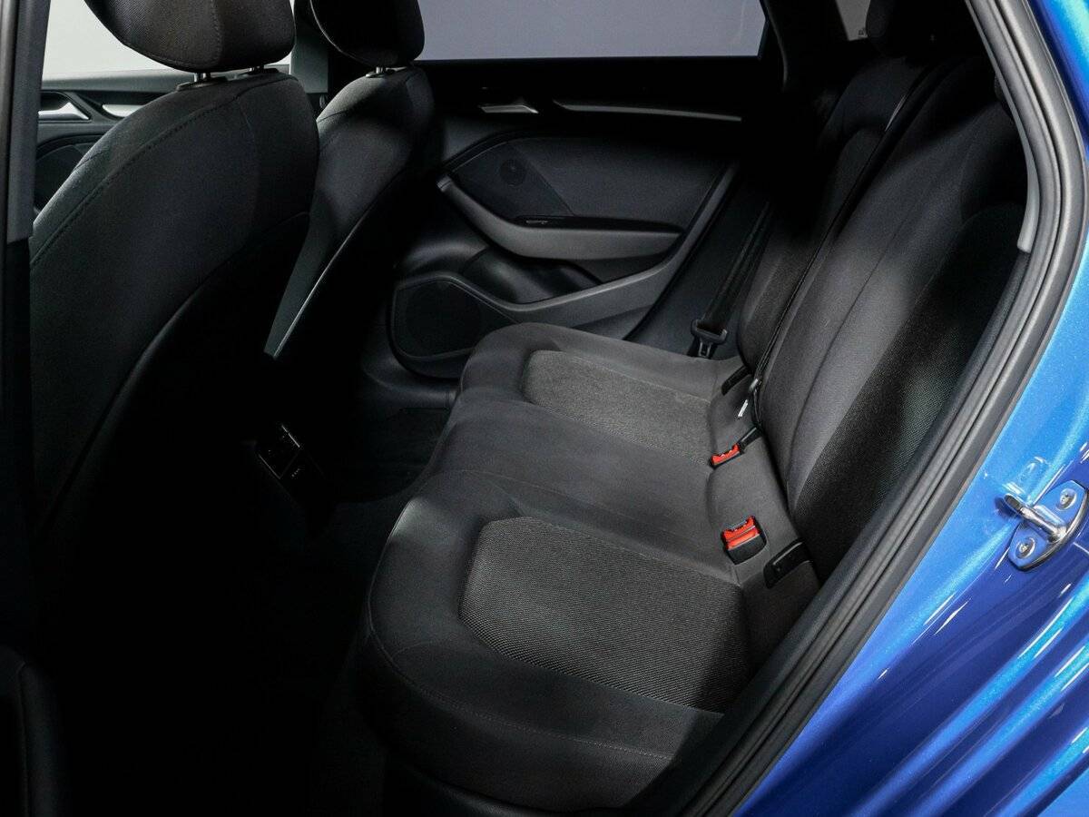 Б/У Ауди А3 2018 года. Фото: #9