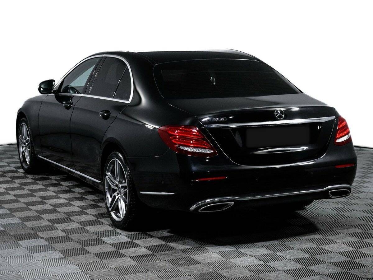 Б/У Мерседес-Бенц Е-Класс 2016 года. Фото: #6