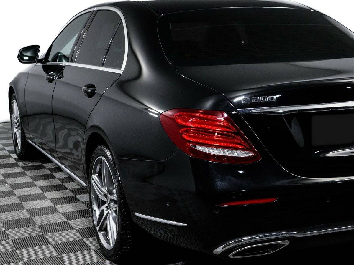 Б/У Мерседес-Бенц Е-Класс 2016 года. Фото: #17