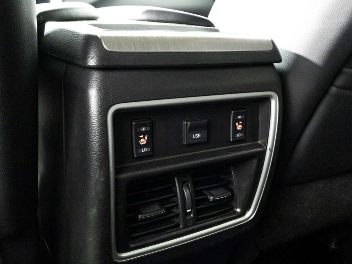 Б/У Ниссан Мурано 2017 года. Фото: #25