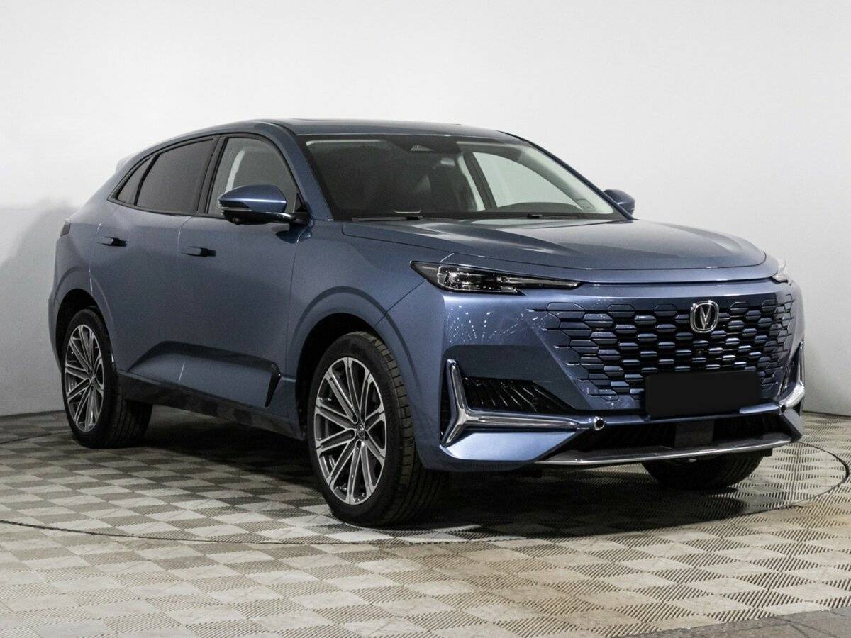 Б/У Чанган УНИ-К 2022 года. Фото: #2