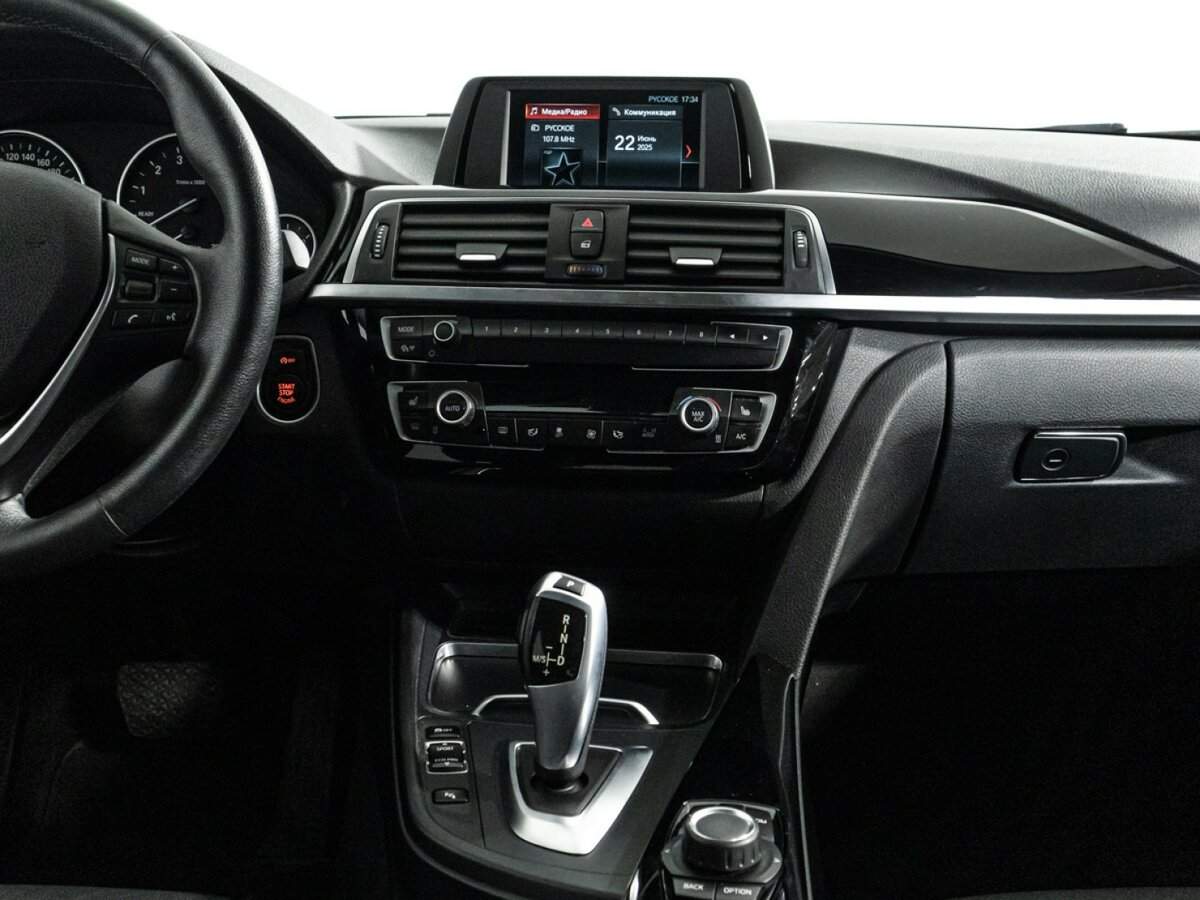 Б/У БМВ 3 серии 2017 года. Фото: #13