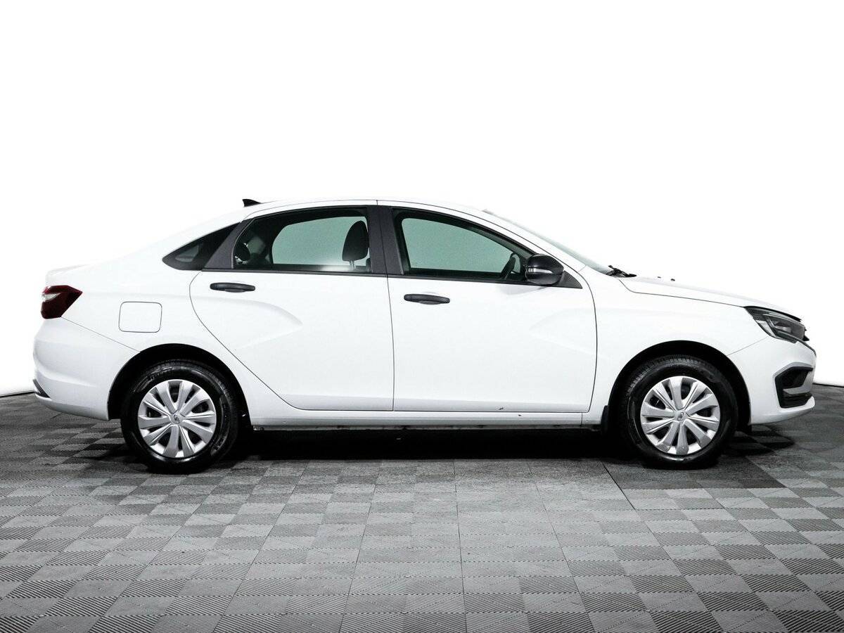 Б/У Лада (ВАЗ) Веста 2023 года. Фото: #3