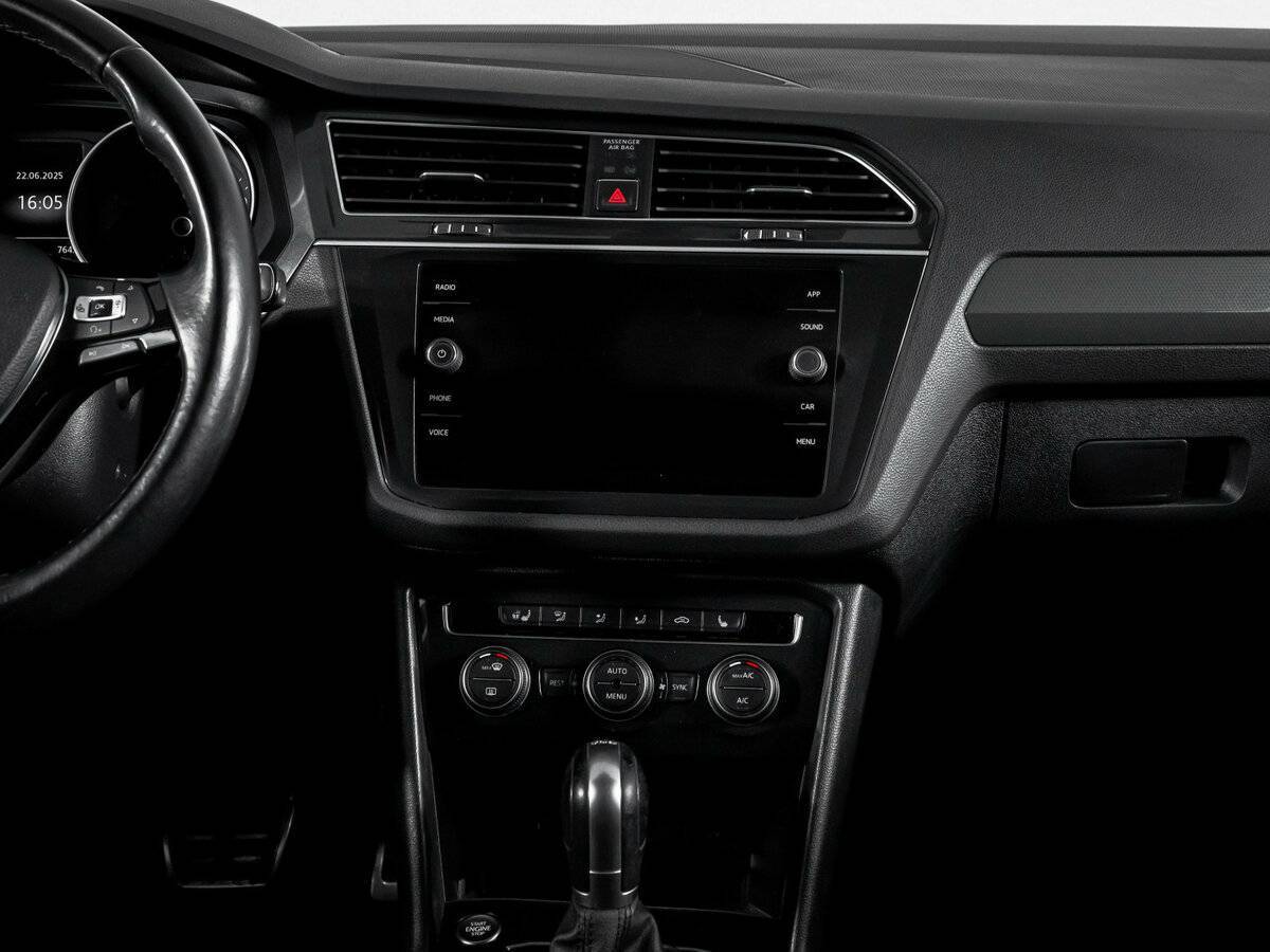 Б/У Фольксваген Тигуан 2018 года. Фото: #12