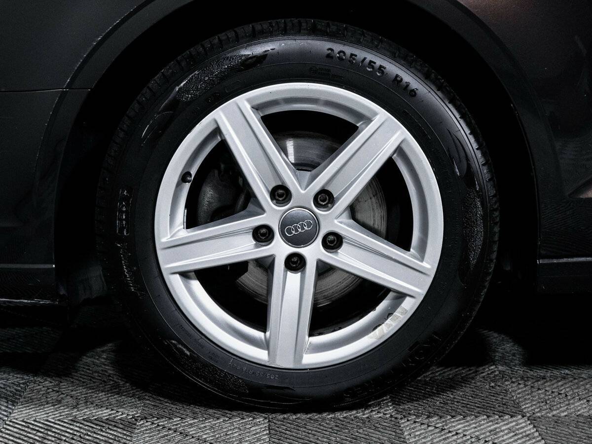 Б/У Ауди А3 2017 года. Фото: #13