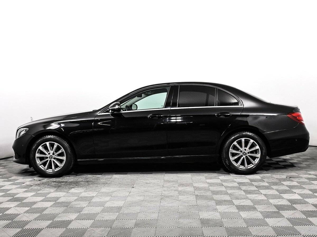 Б/У Мерседес-Бенц Е-Класс 2017 года. Фото: #7