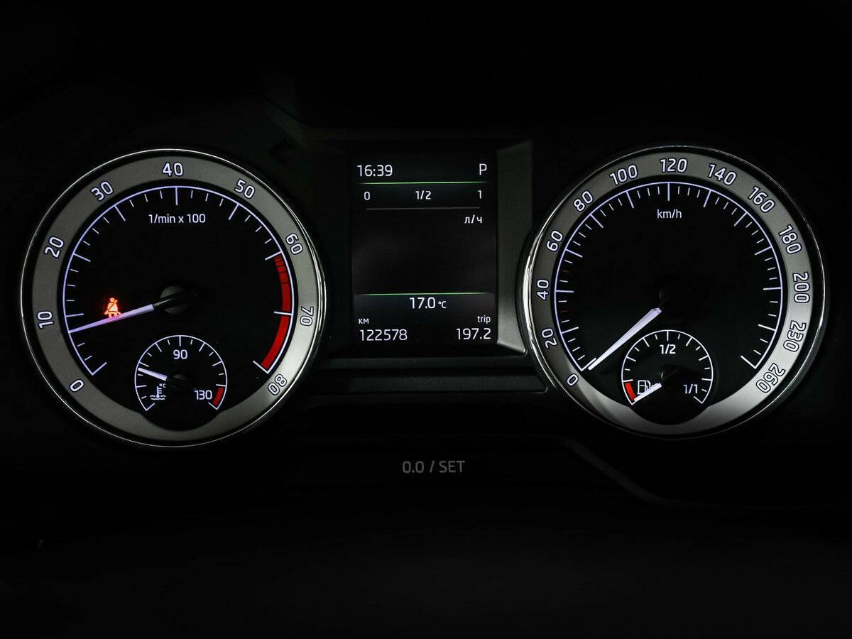 Б/У Шкода Октавия 2017 года. Фото: #9