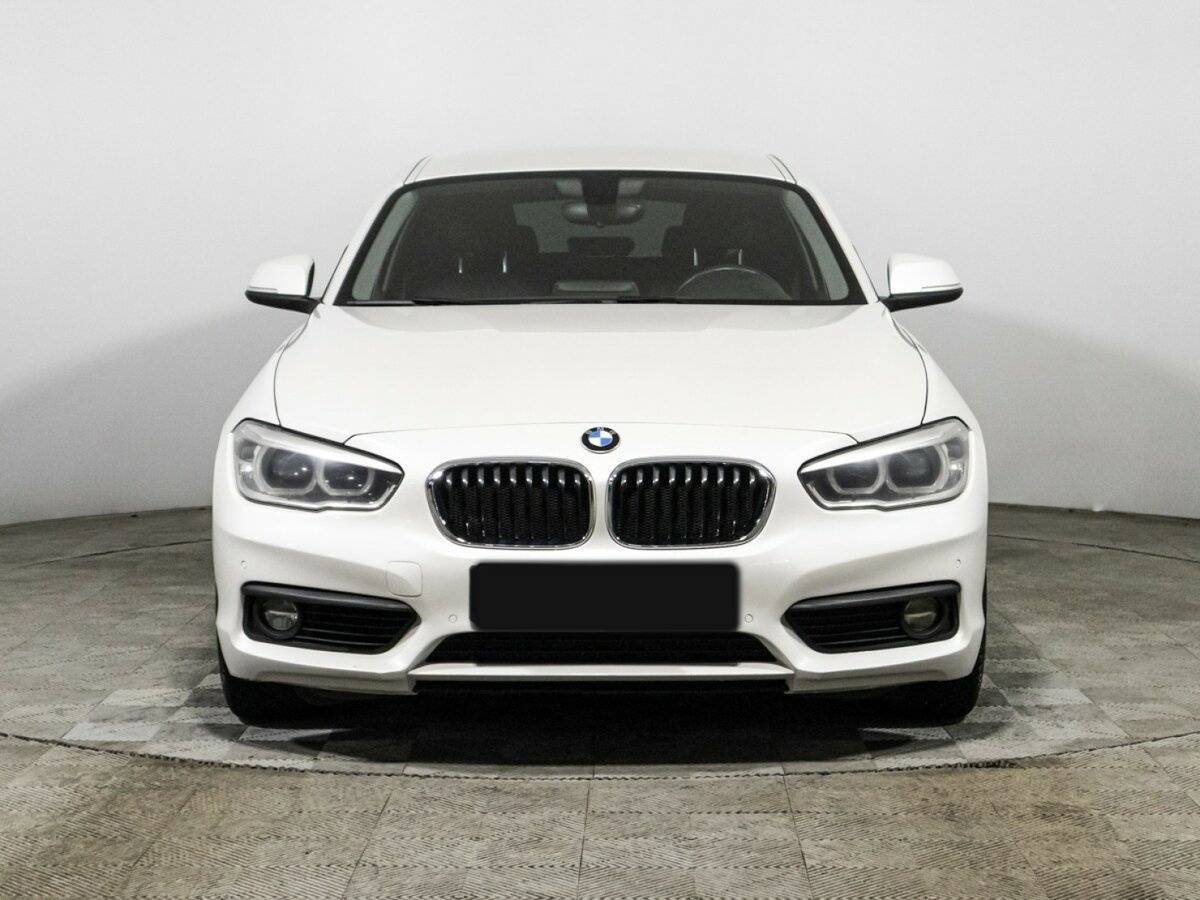 Б/У БМВ 1 серии 2018 года. Фото: #1