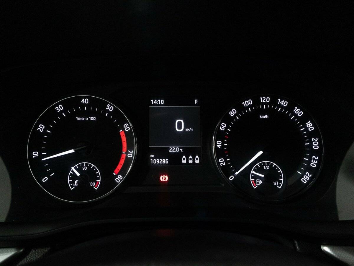 Б/У Шкода Октавия 2021 года. Фото: #11