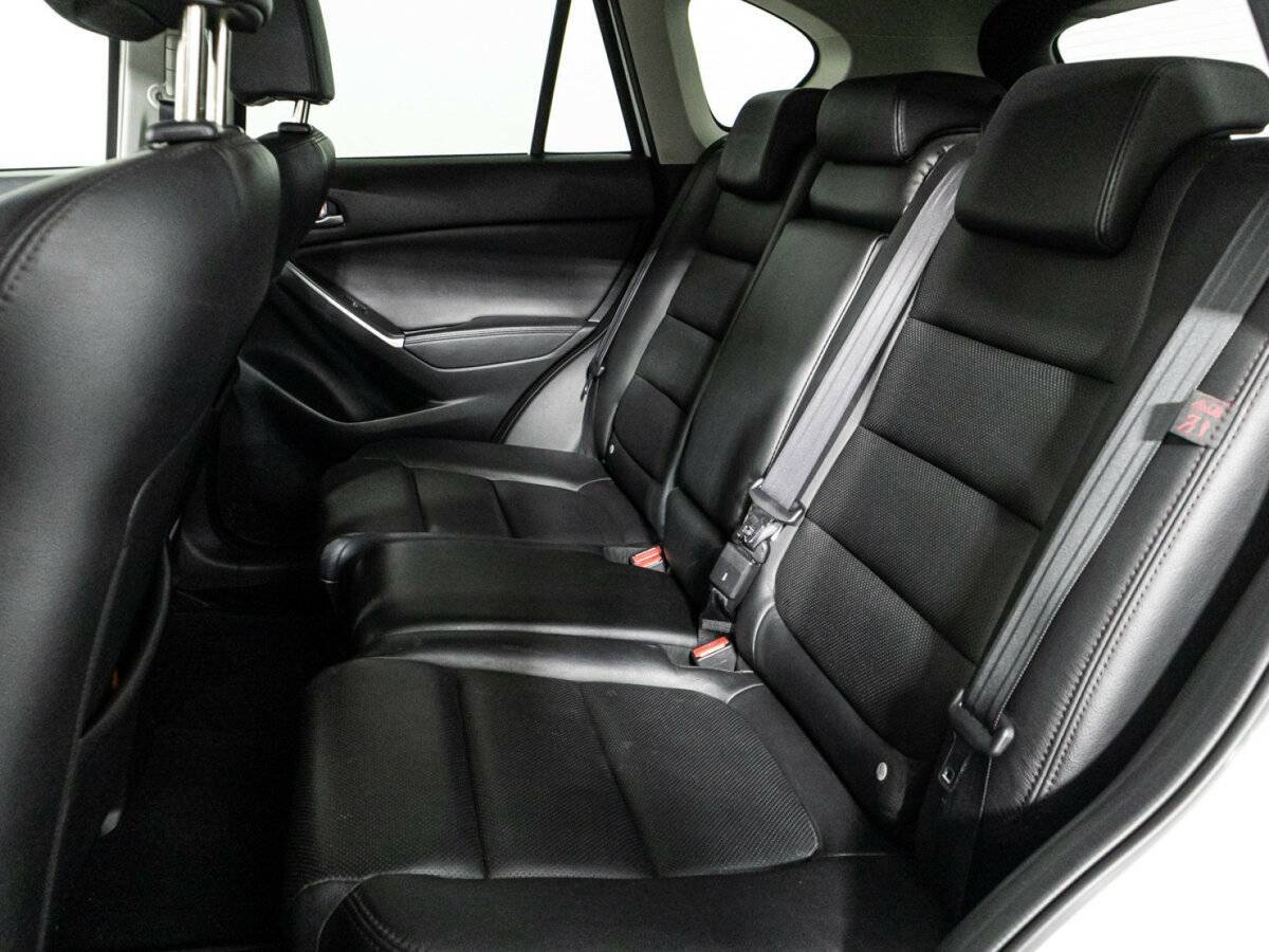 Б/У Мазда Ц-Икс-5 2015 года. Фото: #9