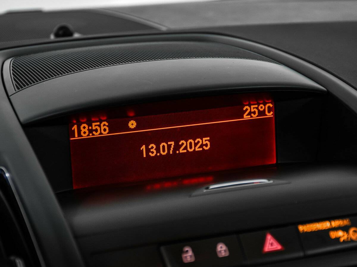 Б/У Опель Зафира 2013 года. Фото: #13