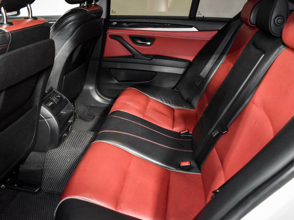 Б/У БМВ 5 серии 2013 года. Фото: #11