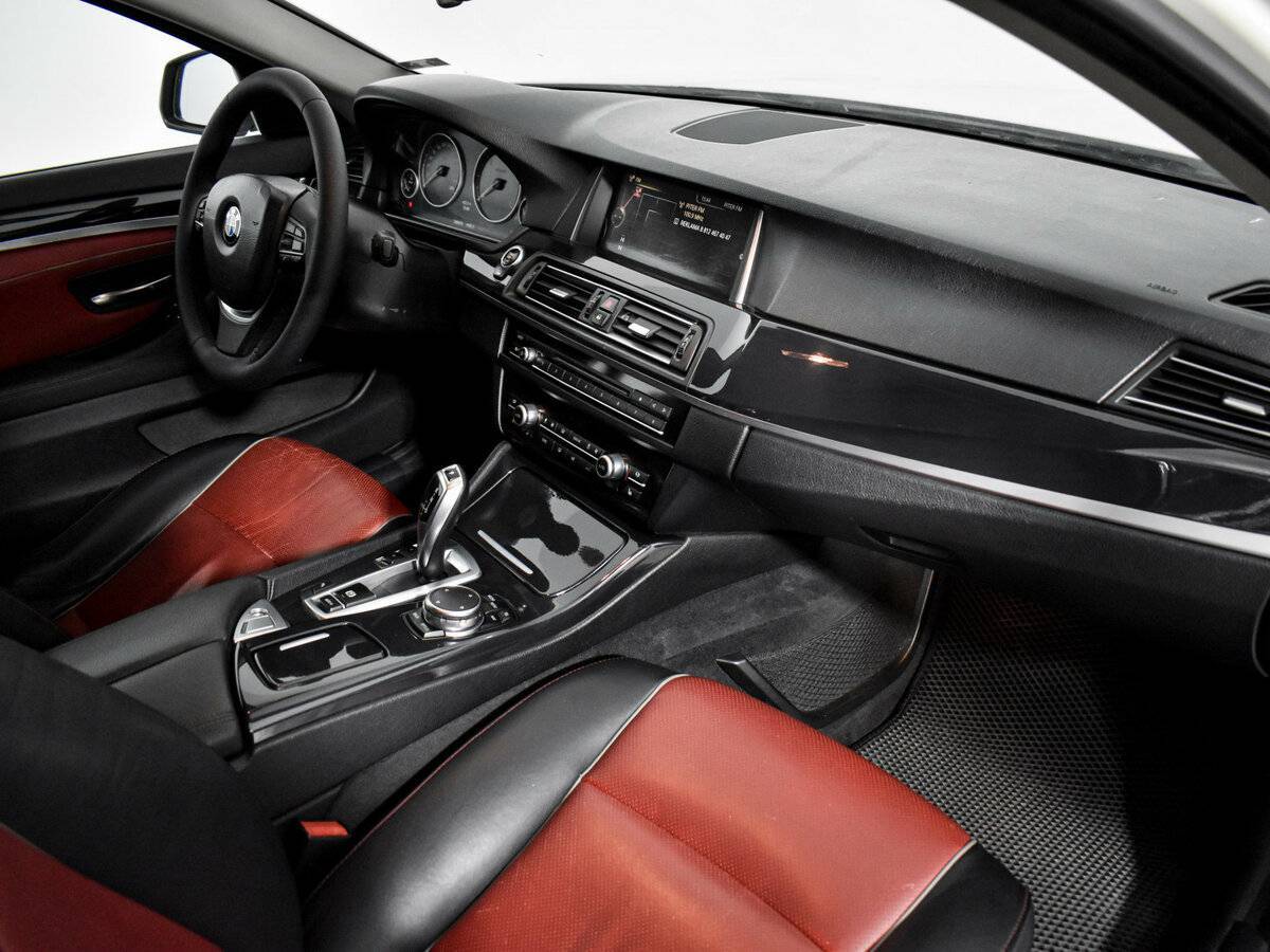 Б/У БМВ 5 серии 2013 года. Фото: #13