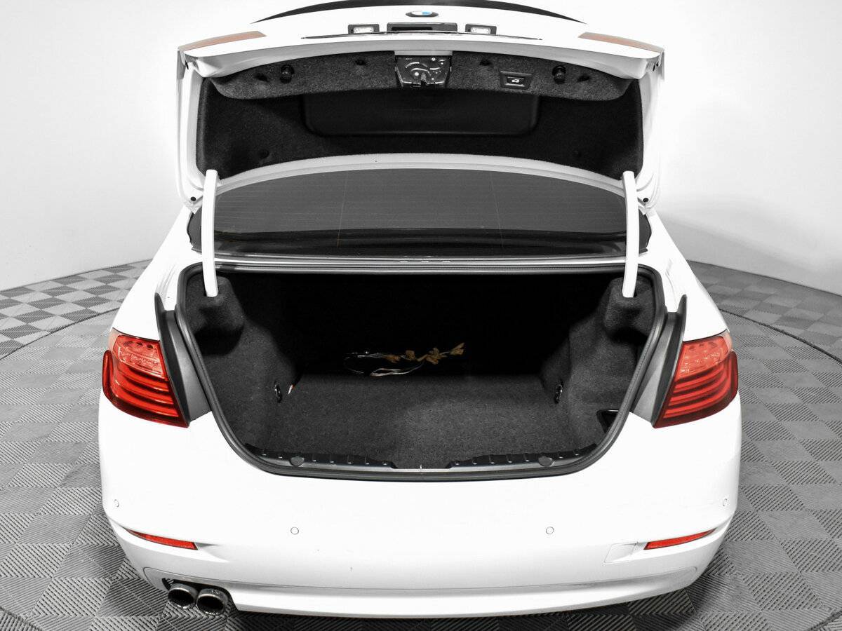 Б/У БМВ 5 серии 2013 года. Фото: #19