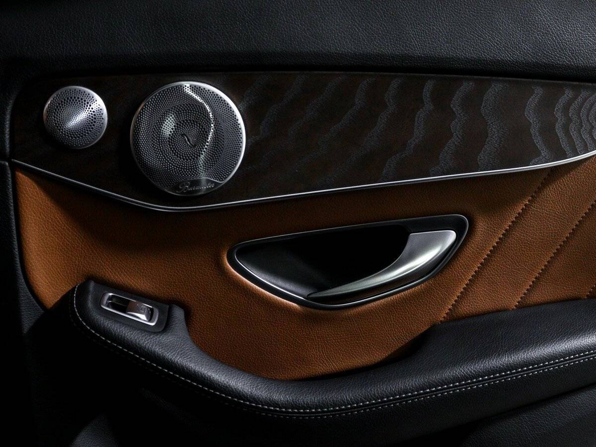 Б/У Мерседес-Бенц Ц-Класс 2018 года. Фото: #13