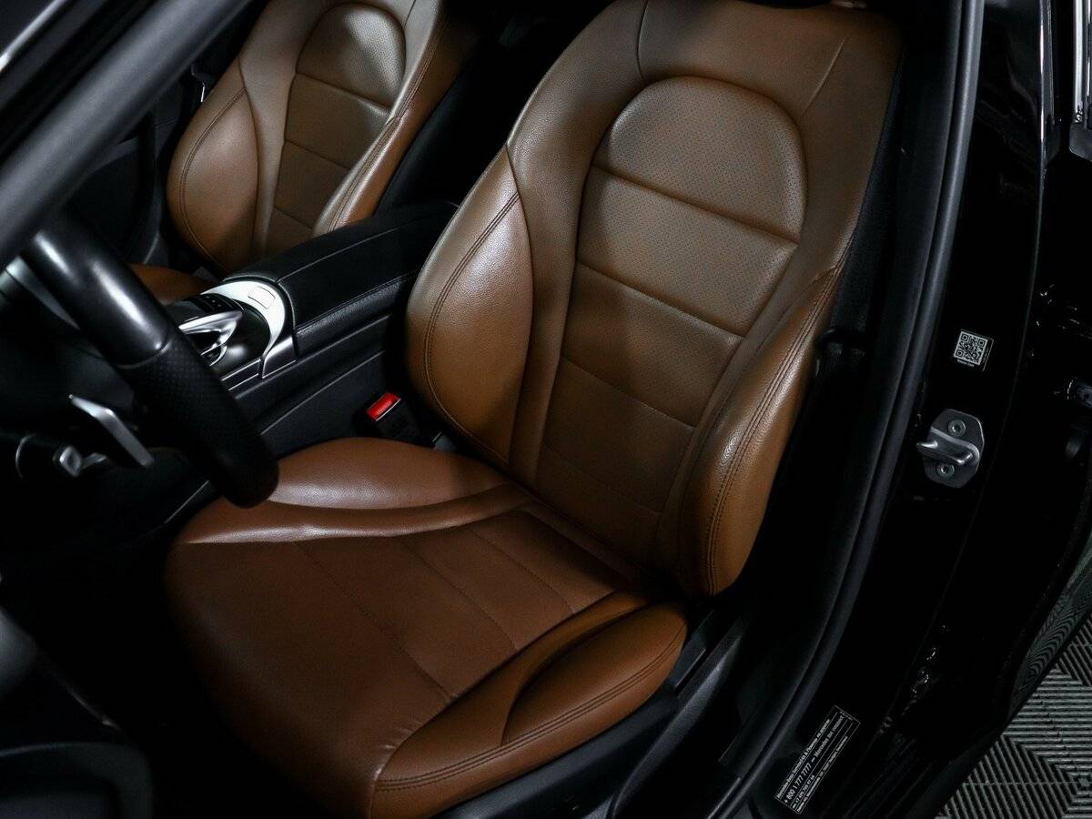 Б/У Мерседес-Бенц Ц-Класс 2018 года. Фото: #14