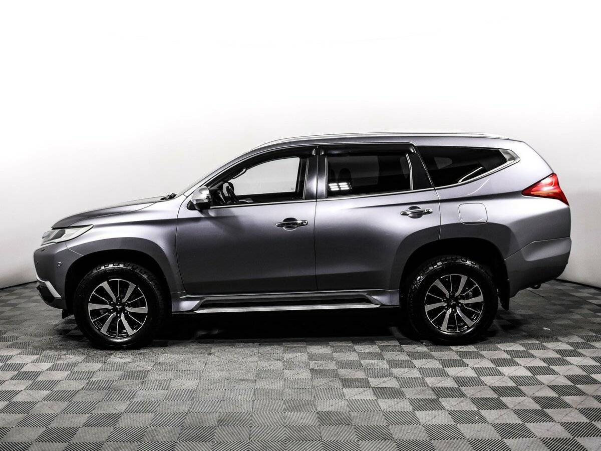 Б/У Митсубиши Паджеро Спорт 2017 года. Фото: #7