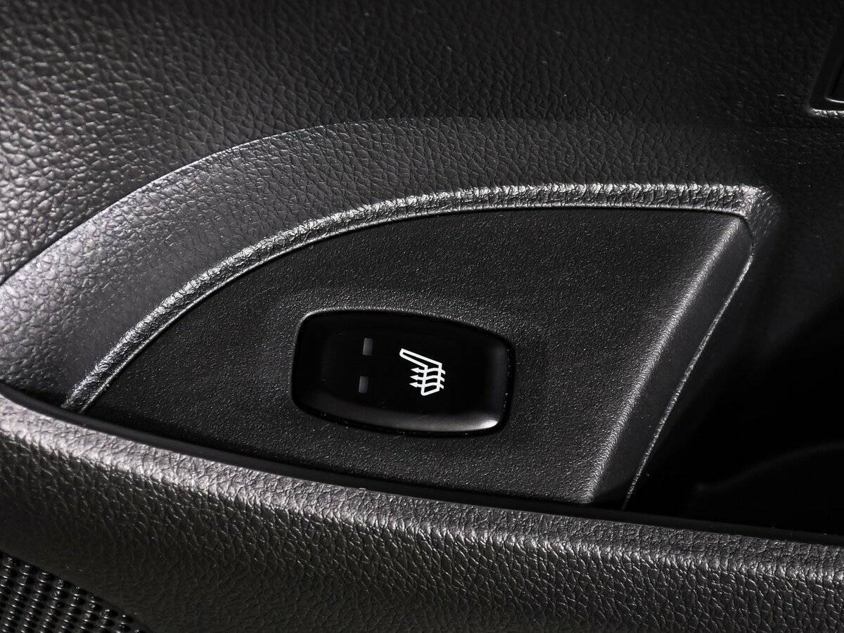 Б/У Митсубиши Паджеро Спорт 2017 года. Фото: #14