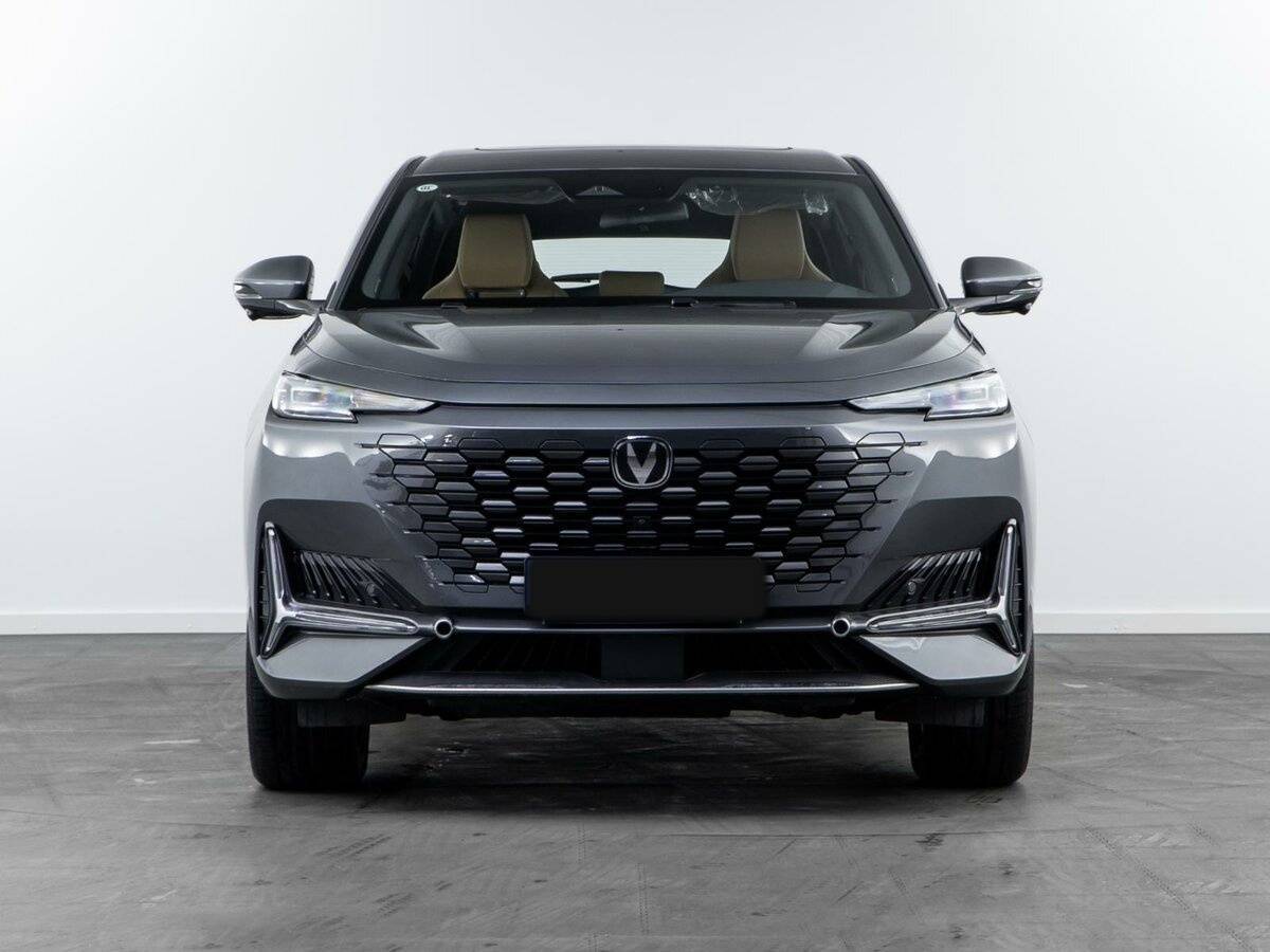 Б/У Чанган УНИ-К 2023 года. Фото: #2