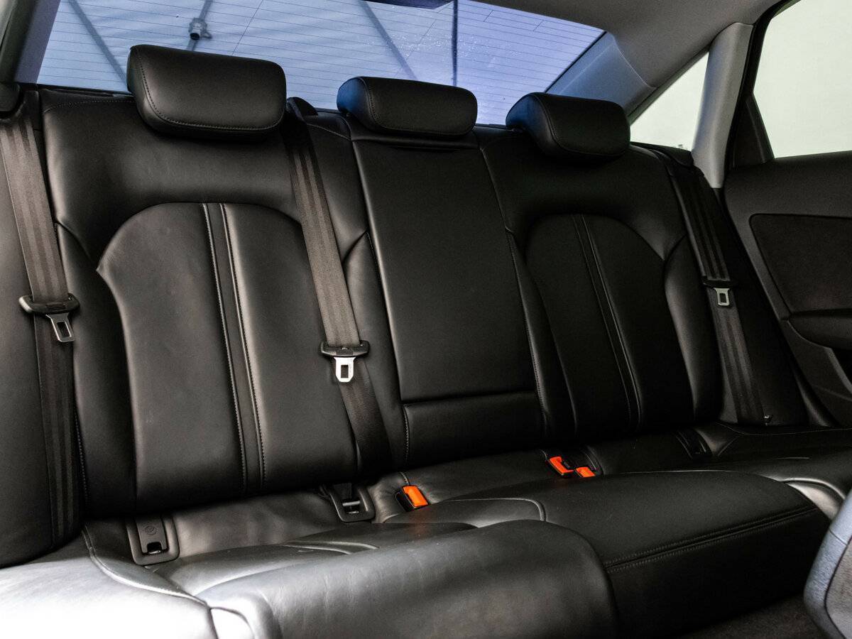 Б/У Ауди А6 2016 года. Фото: #17