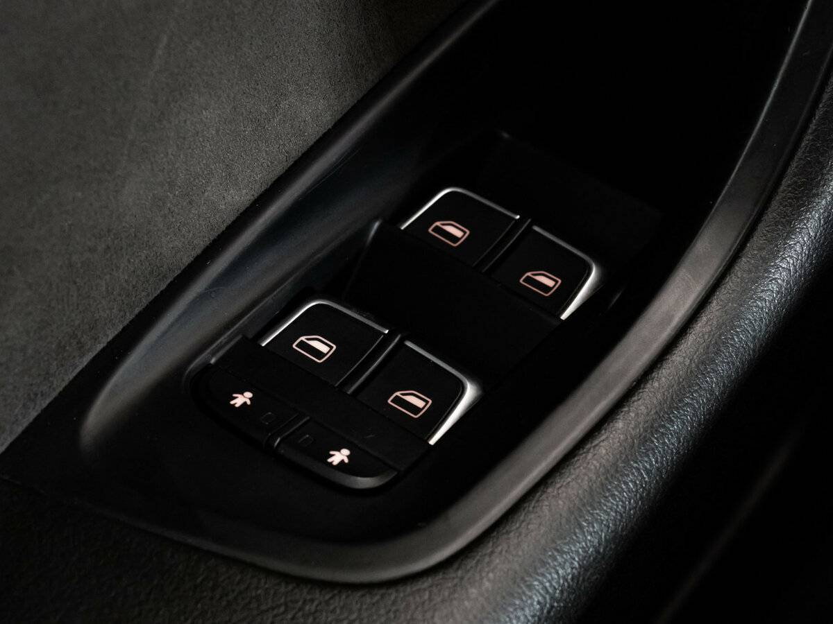 Б/У Ауди А6 2016 года. Фото: #23