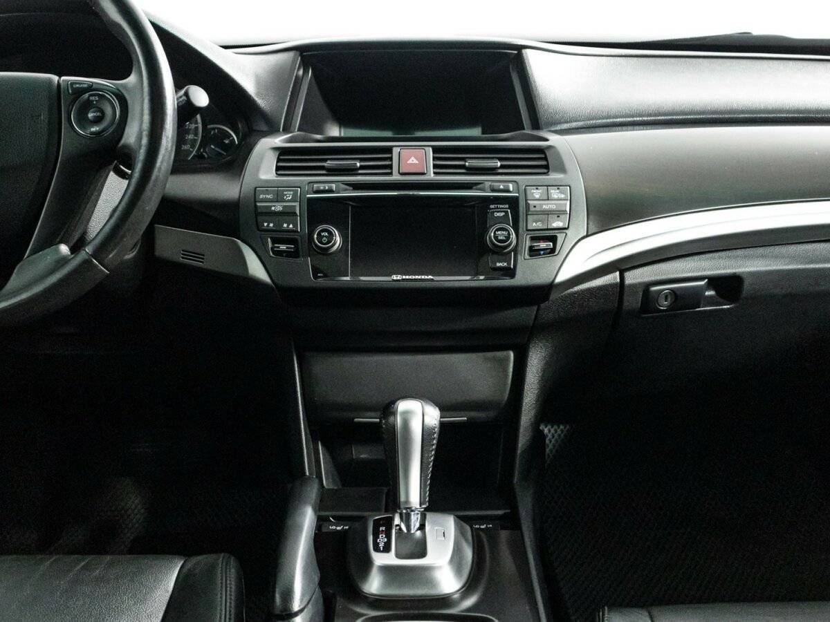 Б/У Хонда Кросстур 2013 года. Фото: #13