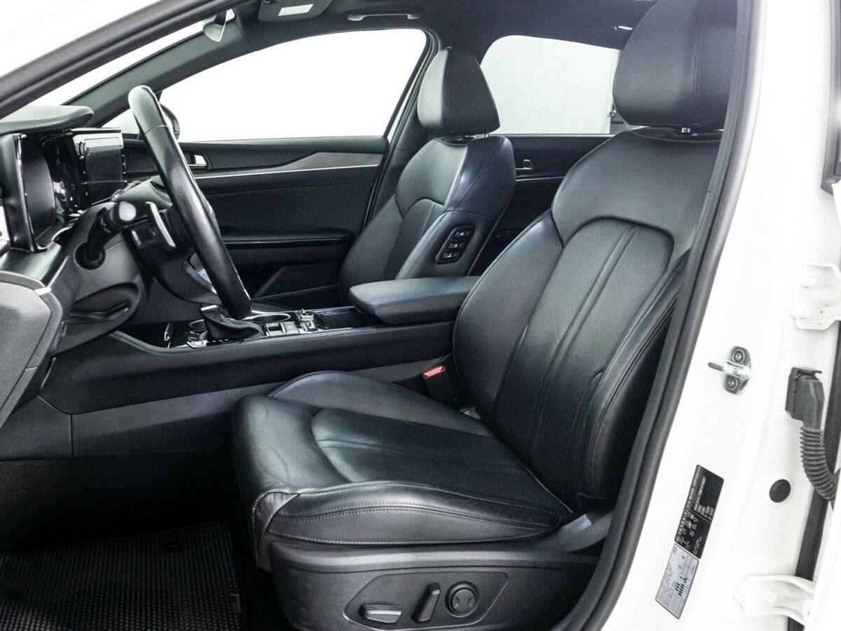 Б/У Киа К5 2021 года. Фото: #16