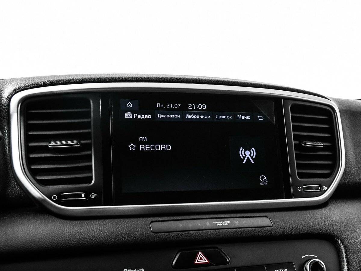 Б/У Киа Спортейдж 2021 года. Фото: #17