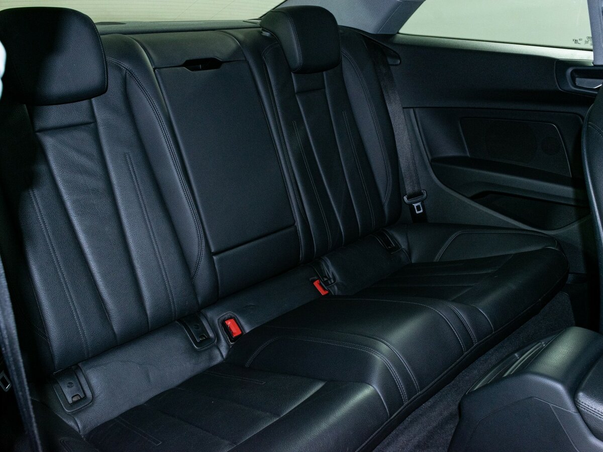 Б/У Ауди А5 2018 года. Фото: #9