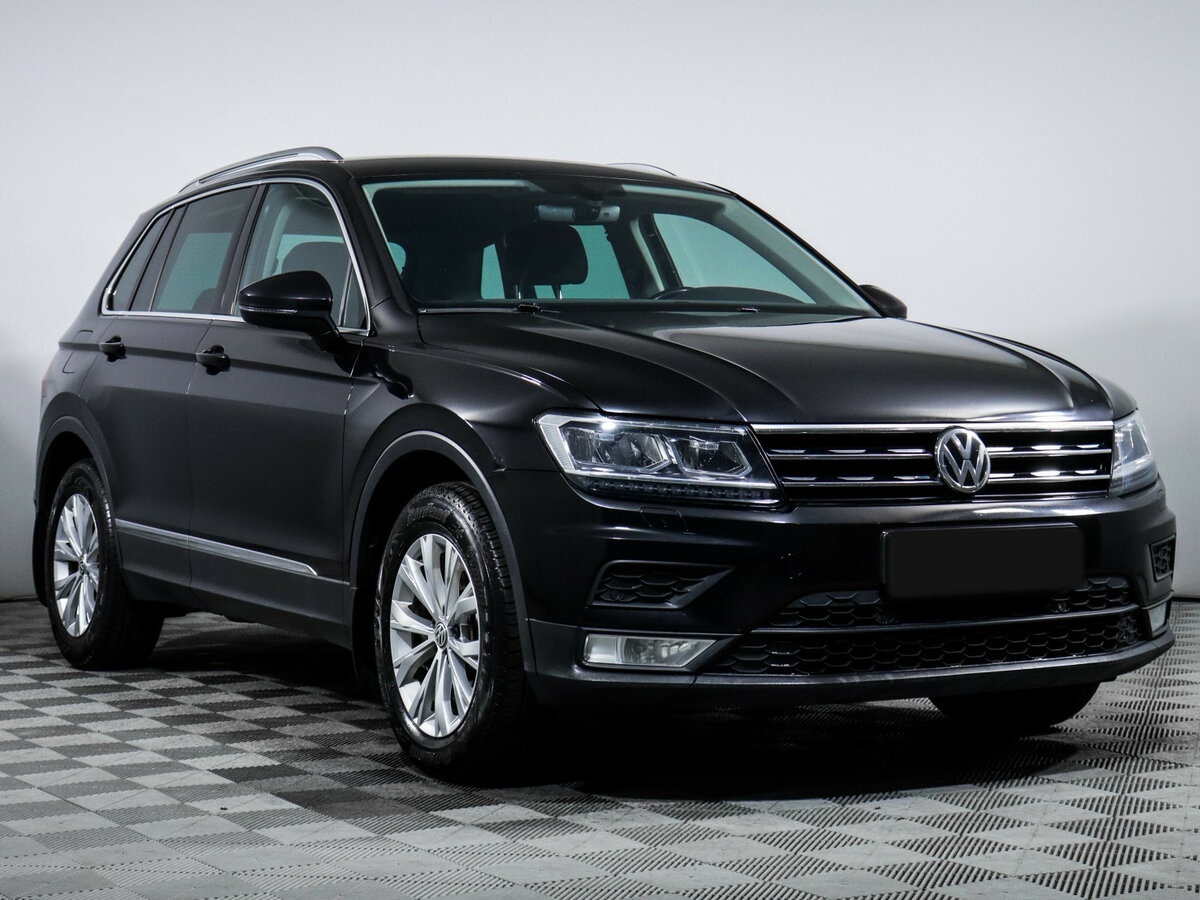 Б/У Фольксваген Тигуан 2017 года. Фото: #2